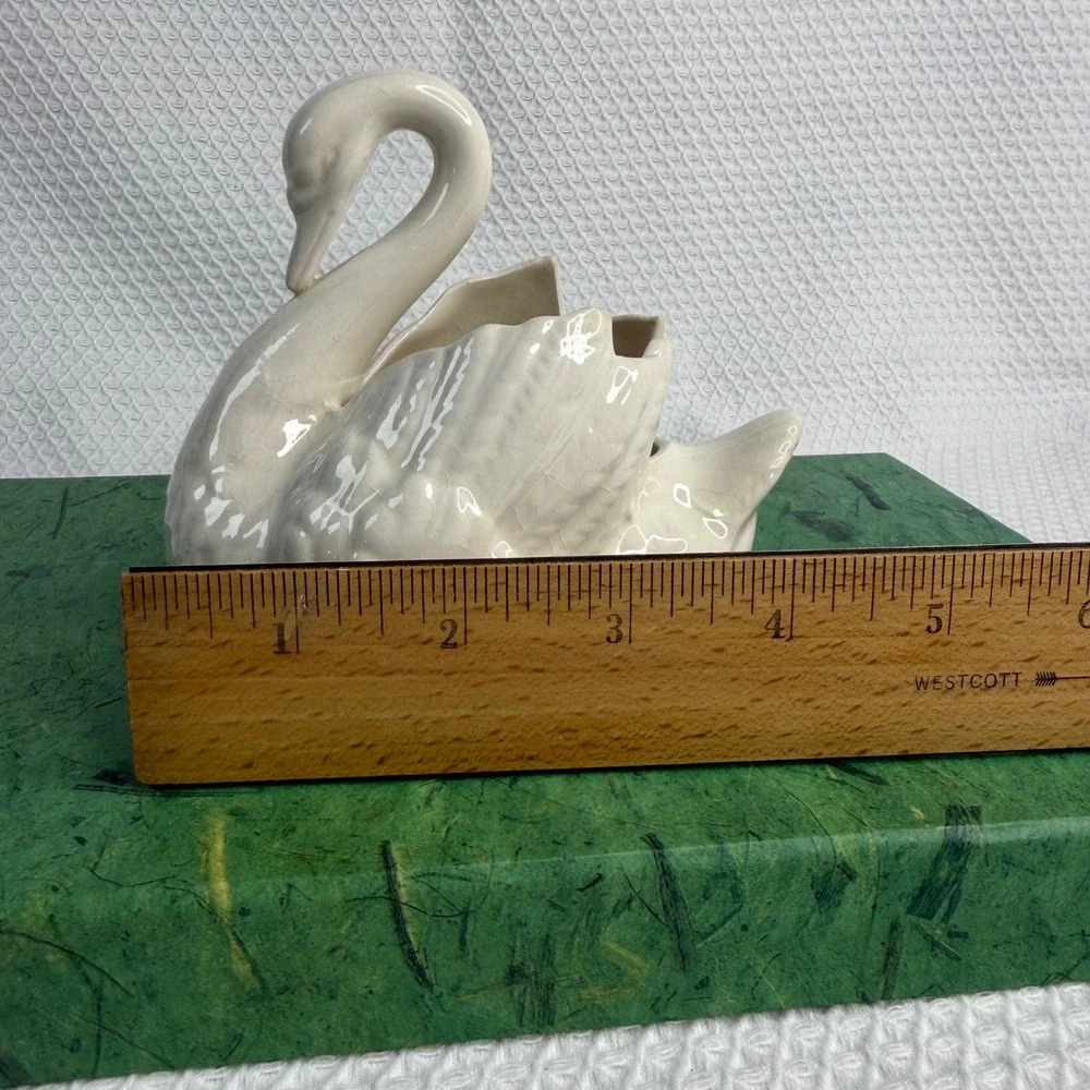 Vintage Cream Ceramic Swan Planter Bird Figurine Vase Cottagecore Decor 4 inch